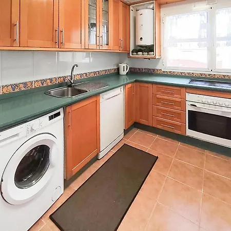 Daire Cozy Apartment In Malaga With Wifi